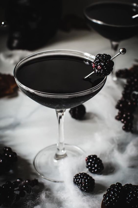 A ‘Spirited’ Halloween: Spooky Cocktails to Set the Mood