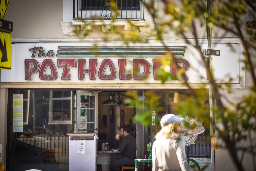 Approaching 50 years of service, Potholder remains the OG of Long Beach’s love for breakfast